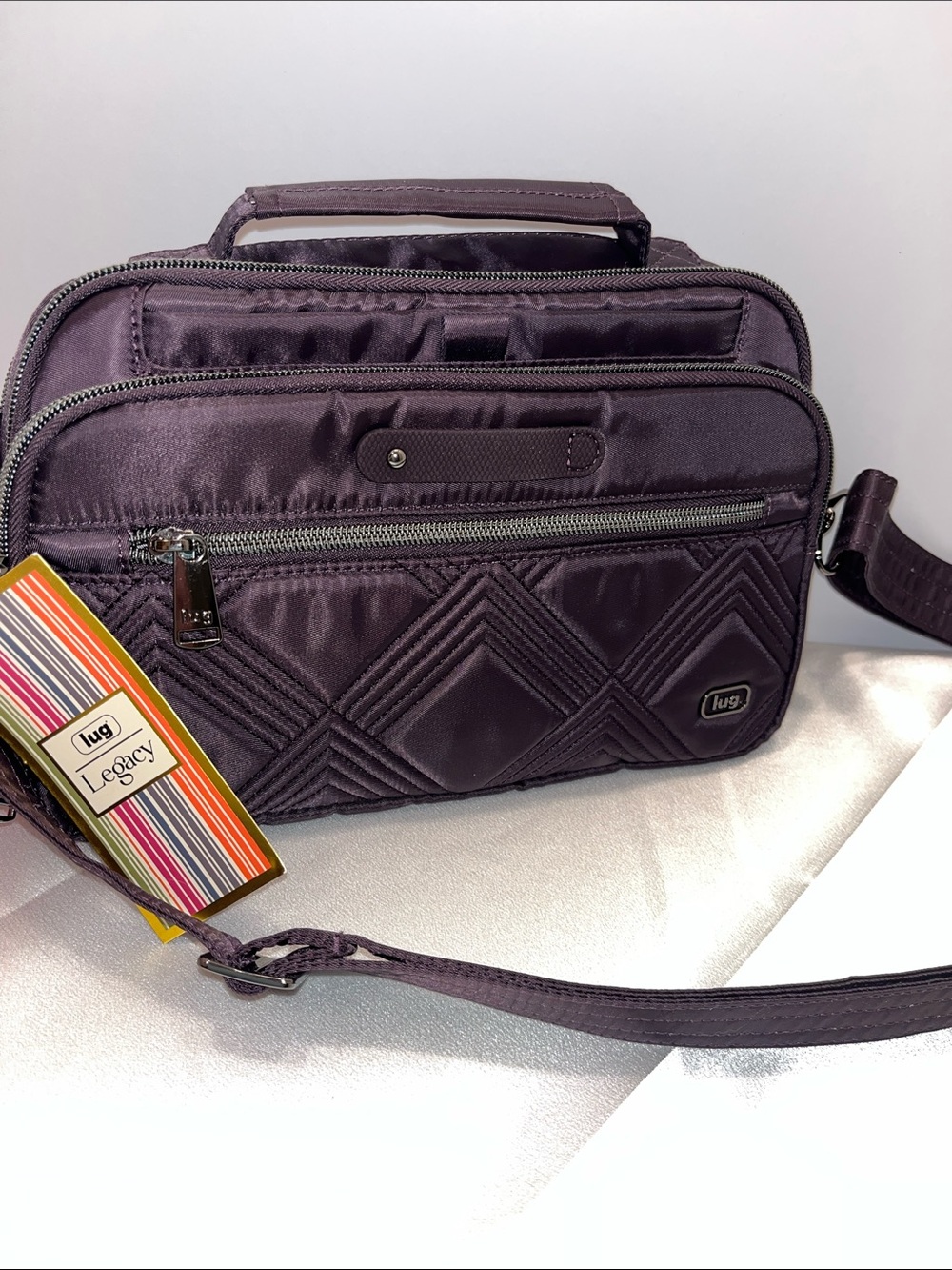 🆕 🦄 LUG - Legacy Collection Scoop SE Crossbody Bag in PLUM 💜💜💜